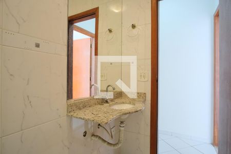 Casa de condomínio para alugar com 150m², 3 quartos e 4 vagasBanheiro Social