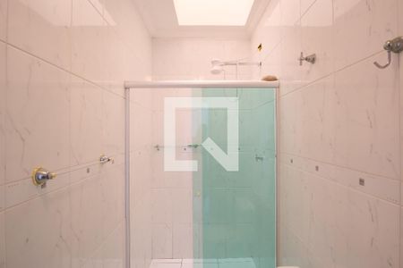 Casa de condomínio para alugar com 150m², 3 quartos e 4 vagasBanheiro Social