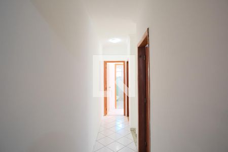 Casa de condomínio para alugar com 150m², 3 quartos e 4 vagasCorredor dos Quartos