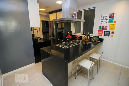 Apartamento à venda com 148m², 3 quartos e 1 vaga Apartamento à venda com 148m², 3 quartos e 1 vagaCozinha - Armários