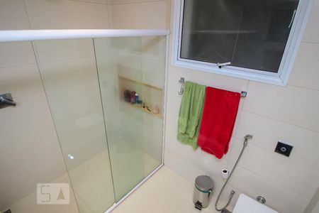Apartamento à venda com 148m², 3 quartos e 1 vaga Apartamento à venda com 148m², 3 quartos e 1 vagaBanheiro da Suíte 1