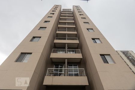 Apartamento à venda com 62m², 2 quartos e 1 vaga Apartamento à venda com 62m², 2 quartos e 1 vagaFachada