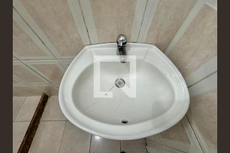 Banheiro de casa à venda com 1 quarto, 45m² em Vargem Pequena, Rio de Janeiro