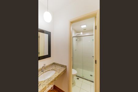 Banheiro de apartamento à venda com 1 quarto, 38m² em Consolação, São Paulo