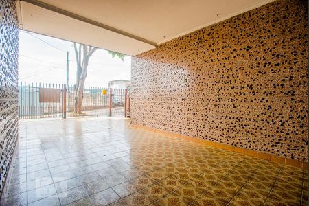 Casa à venda com 200m², 3 quartos e 2 vagasÁrea externa