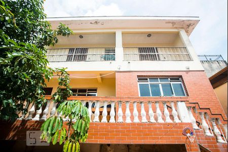 Casa à venda com 200m², 3 quartos e 2 vagasFachada