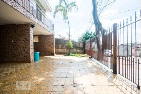 Casa à venda com 200m², 3 quartos e 2 vagasÁrea externa
