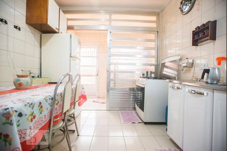 Casa à venda com 200m², 3 quartos e 2 vagasCozinha