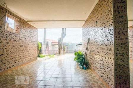 Casa à venda com 200m², 3 quartos e 2 vagasÁrea externa