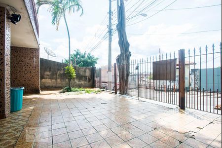Casa à venda com 200m², 3 quartos e 2 vagasÁrea externa