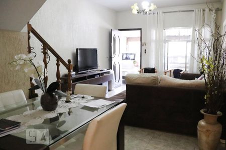 Sala de casa à venda com 2 quartos, 126m² em Santa Teresinha, Santo André