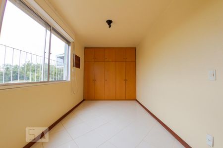 Quarto 1 de apartamento para alugar com 3 quartos, 72m² em Jardim Itu-sabará, Porto Alegre