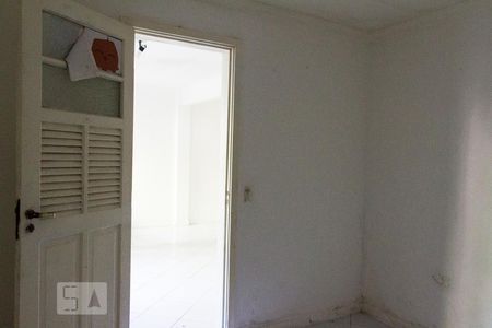 Quarto de casa para alugar com 1 quarto, 45m² em Vargem Pequena, Rio de Janeiro