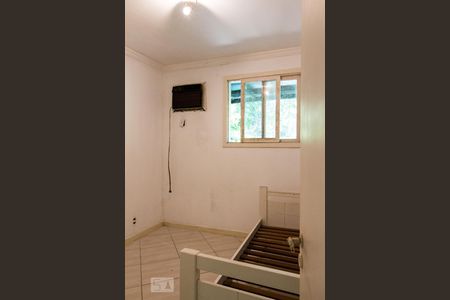 Quarto 1 de casa para alugar com 2 quartos, 60m² em Vargem Pequena, Rio de Janeiro