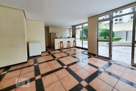 Apartamento para alugar com 45m², 1 quarto e 1 vaga Apartamento para alugar com 45m², 1 quarto e 1 vagaÁrea comum - Salão de festas