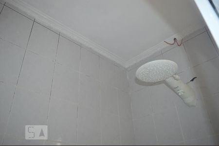 Casa à venda com 75m², 2 quartos e 1 vagaBanheiro