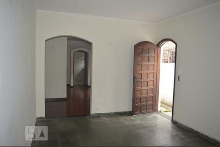 Sala de casa para alugar com 2 quartos, 75m² em Vila Nova Mazzei, São Paulo