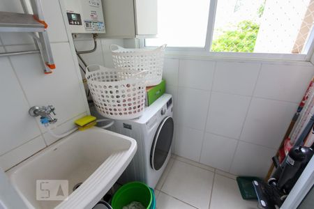 Área de serviço de apartamento à venda com 3 quartos, 65m² em Jardim Caboré, São Paulo
