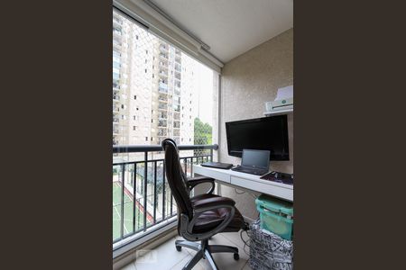 Varanda da sala de apartamento à venda com 3 quartos, 65m² em Jardim Caboré, São Paulo