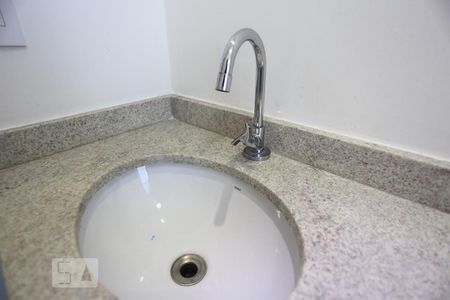 Apartamento à venda com 50m², 1 quarto e 1 vagaBanheiro - Torneira