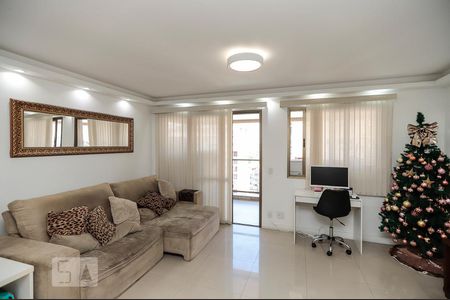 Apartamento para alugar com 83m², 2 quartos e sem vagaSala