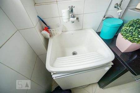 Apartamento à venda com 88m², 3 quartos e 2 vagas Apartamento à venda com 88m², 3 quartos e 2 vagasDetalhe área de serviço