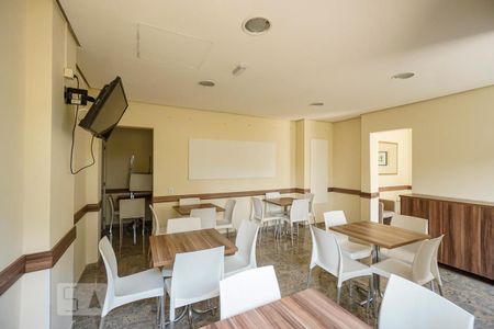 Apartamento para alugar com 50m², 2 quartos e 1 vaga Apartamento para alugar com 50m², 2 quartos e 1 vagaSalão de festas