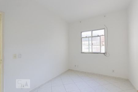 Sala de apartamento para alugar com 1 quarto, 40m² em Curicica, Rio de Janeiro
