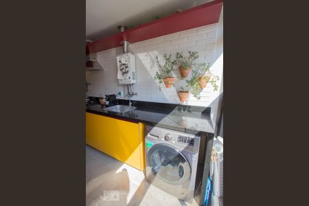 Apartamento à venda com 70m², 2 quartos e 1 vaga Apartamento à venda com 70m², 2 quartos e 1 vagaÁrea de Serviço