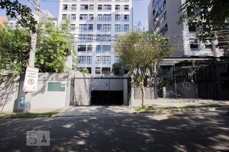 Apartamento à venda com 70m², 2 quartos e 1 vaga Apartamento à venda com 70m², 2 quartos e 1 vagaFachada