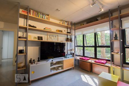 Apartamento à venda com 70m², 2 quartos e 1 vaga Apartamento à venda com 70m², 2 quartos e 1 vagaSala