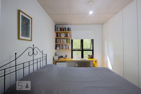 Apartamento à venda com 70m², 2 quartos e 1 vaga Apartamento à venda com 70m², 2 quartos e 1 vagaSuíte