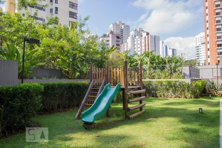 Apartamento à venda com 70m², 2 quartos e 1 vaga Apartamento à venda com 70m², 2 quartos e 1 vagaÁrea comum playground