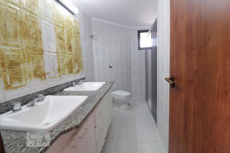 Apartamento à venda com 168m², 4 quartos e 2 vagasBanheiro suite 1