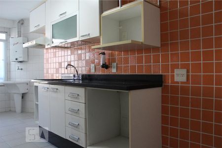 Apartamento para alugar com 95m², 2 quartos e 2 vagasCozinha