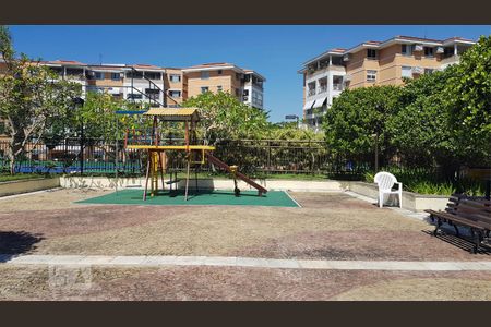 Apartamento para alugar com 95m², 2 quartos e 2 vagasÁrea comum - Parquinho