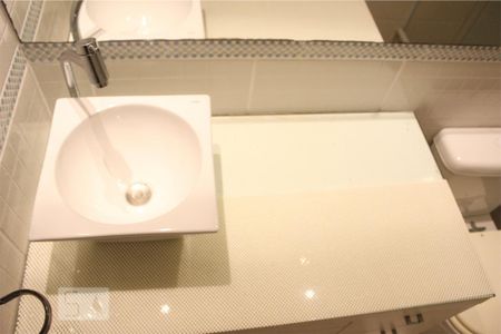 Apartamento para alugar com 95m², 2 quartos e 2 vagasBanheiro da Suíte
