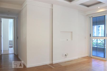 Sala de apartamento para alugar com 2 quartos, 95m² em Barra da Tijuca, Rio de Janeiro