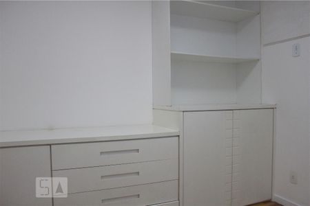 Apartamento para alugar com 95m², 2 quartos e 2 vagasQuarto