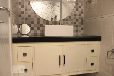 Apartamento para alugar com 95m², 2 quartos e 2 vagasBanheiro Social