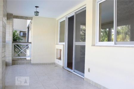 Varanda de apartamento para alugar com 2 quartos, 95m² em Barra da Tijuca, Rio de Janeiro