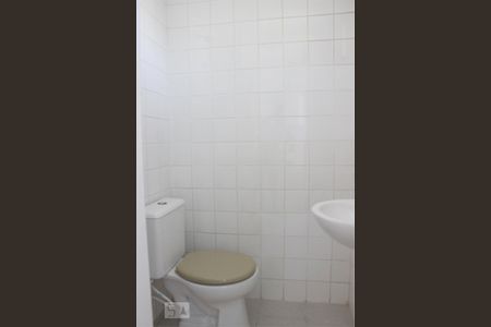 Apartamento para alugar com 95m², 2 quartos e 2 vagasBanheiro de Serviço