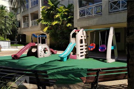 Apartamento para alugar com 95m², 2 quartos e 2 vagasÁrea comum - Parquinho