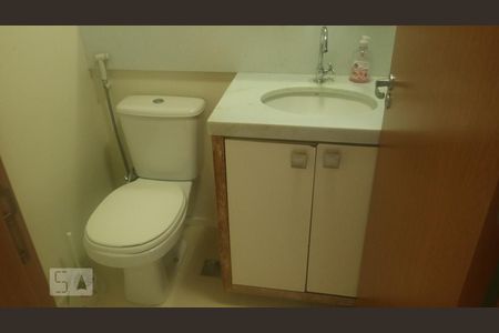 Apartamento para alugar com 56m², 2 quartos e 1 vagaDetalhe Banheiro Social