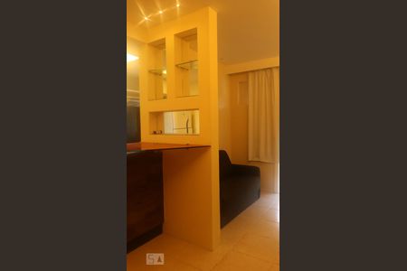 Detalhe Sala de apartamento para alugar com 2 quartos, 56m² em Badu, Niterói