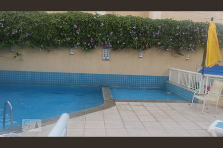 Apartamento para alugar com 56m², 2 quartos e 1 vagaÁrea comum - Piscina