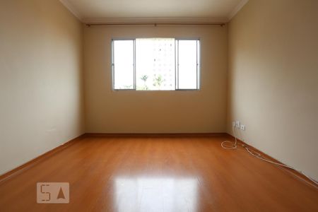 Sala de apartamento para alugar com 2 quartos, 55m² em Quitaúna, Osasco