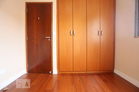 Quarto 1 de apartamento para alugar com 2 quartos, 55m² em Quitaúna, Osasco