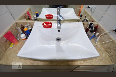 Apartamento à venda com 100m², 3 quartos e 1 vagaBanheiro - Torneira