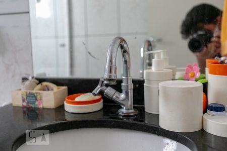 Apartamento para alugar com 77m², 2 quartos e 1 vagabanheiro